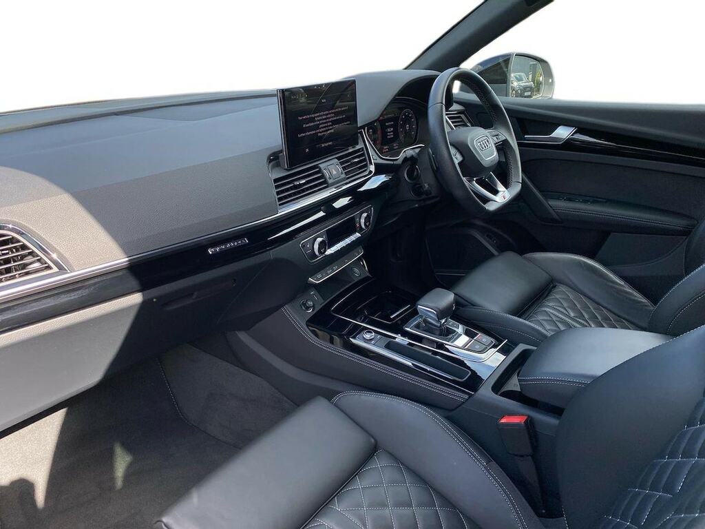 Audi Q5 2.0 Tdi 40 Edition 1 Suv S Tronic Quatt RY23LVF White #6