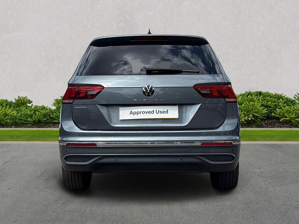 Volkswagen Tiguan Allspace 1.5 Tsi Life Suv Dsg Euro 6 Ss 150 Grey #4