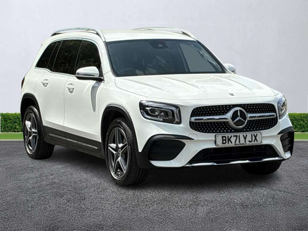 Mercedes-Benz GLB Class Glb 200 Amg Line 7G-tronic White