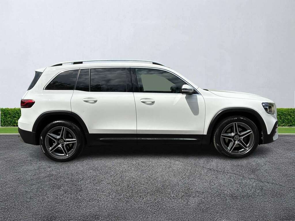 Mercedes-Benz GLB Class Glb 200 Amg Line 7G-tronic White #3