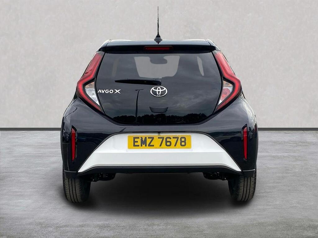 Toyota Aygo X 1.0 Vvt-i Edge Hatchback X-shift Euro 6 EMZ7678 White #4