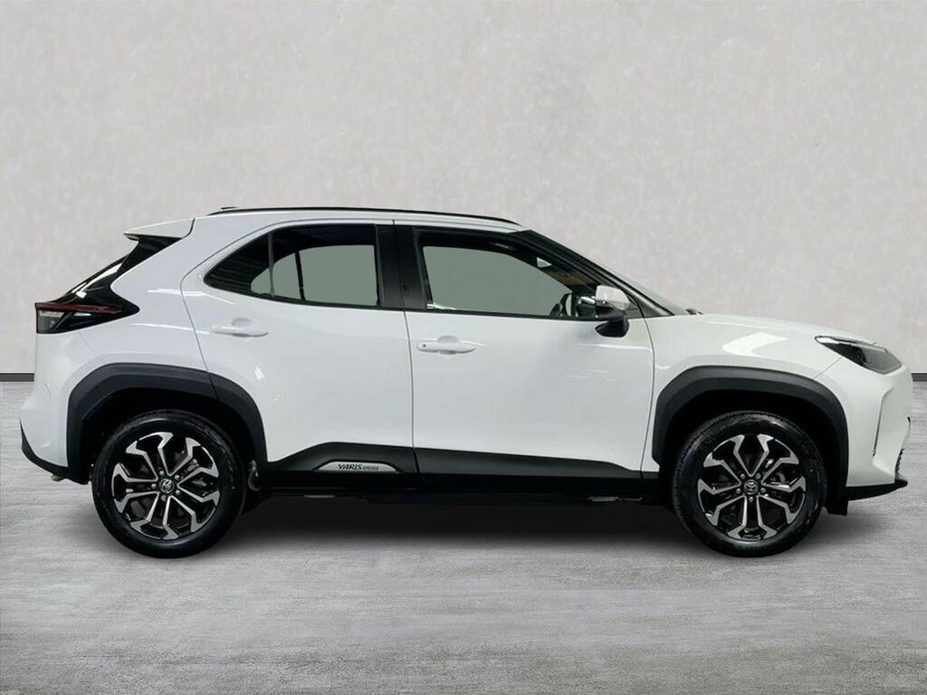 Toyota Yaris Cross 1.5 Vvt-h Design Suv Hybrid E-cvt Euro White #3