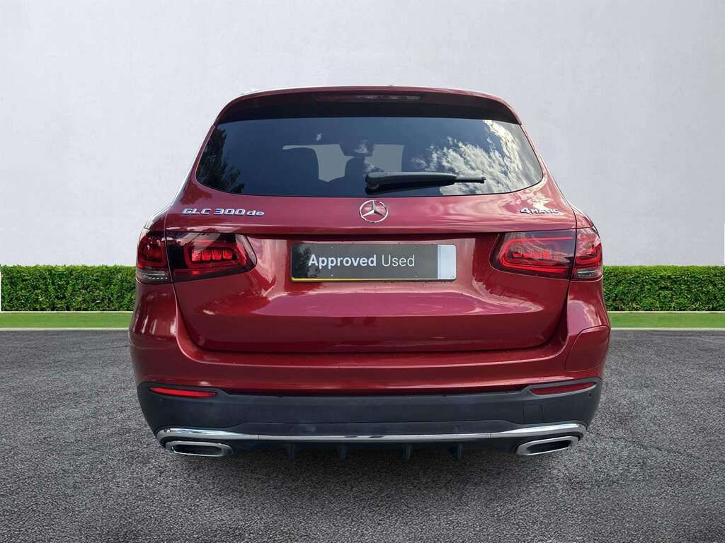Mercedes-Benz GLC Class Glc 300De 4Matic Amg Line Premium 9G-tronic Red #4