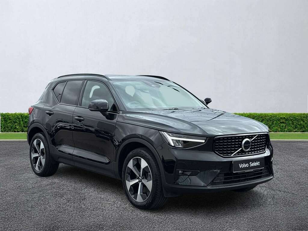 Volvo XC40 2.0 B3p Plus Dark Black