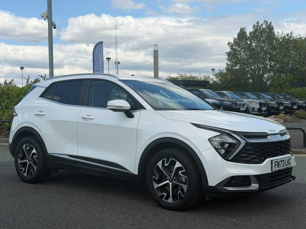 Kia Sportage 1.6T Gdi Hev 3 White