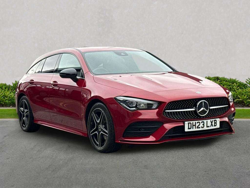 Mercedes-Benz CLA Class Cla 180 Amg Line Executive Tip Red