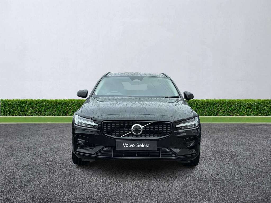 Volvo V60 2.0 B4p Plus Dark 7 Speed Black #2