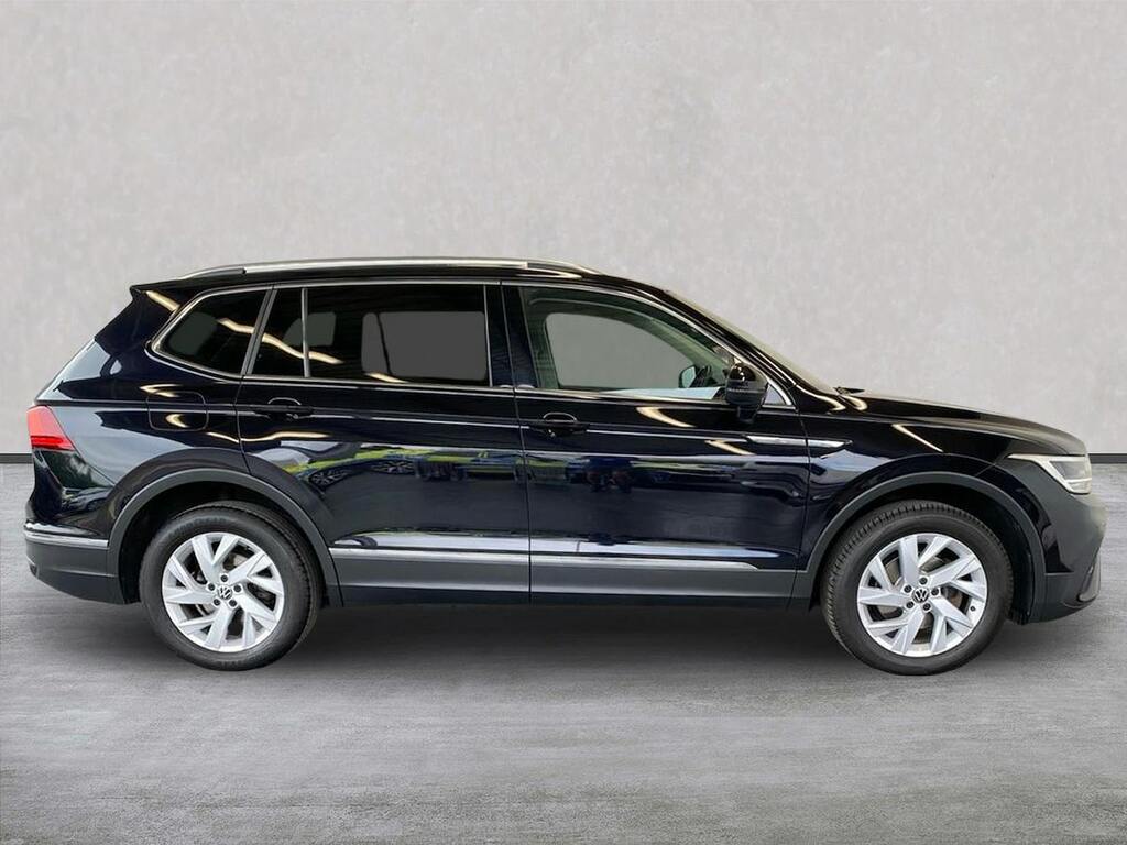 Volkswagen Tiguan Allspace 1.5 Tsi Life Suv Dsg Euro 6 Ss 150 BT72EFX Black #3