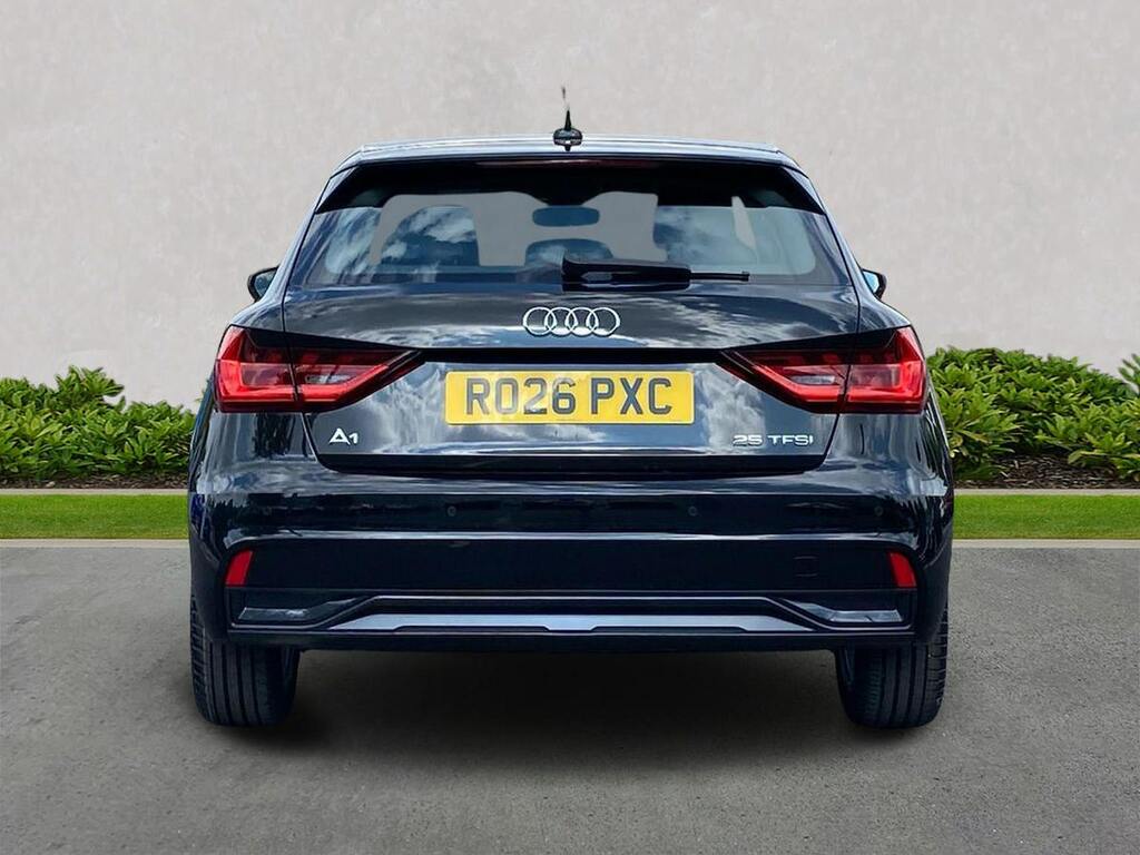 Audi A1 1.0 Tfsi 25 Sport Sportback Euro RO26PXC Black #4