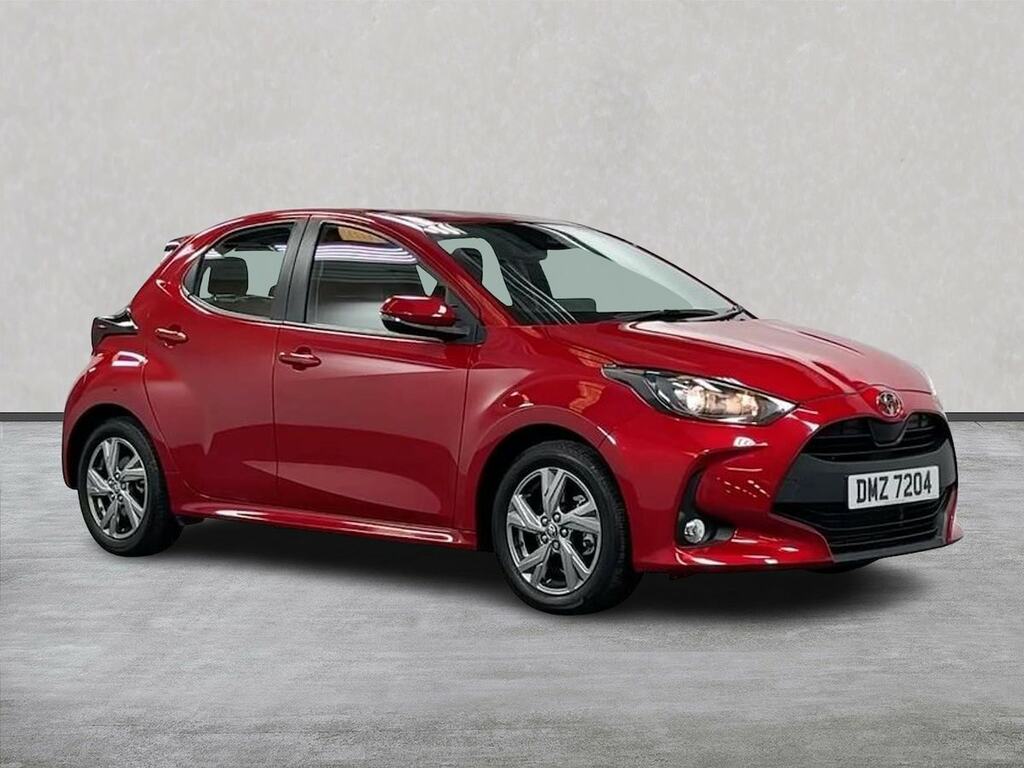 Toyota Yaris 1.5 Vvt-h Icon Hatchback Hybrid E-cvt E Red