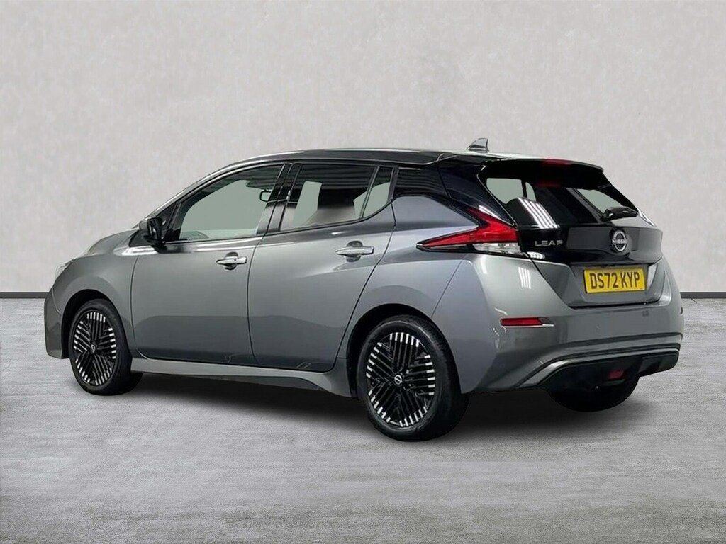 Nissan Leaf 39Kwh N-connecta Hatchback 150 DS72KYP Grey #2