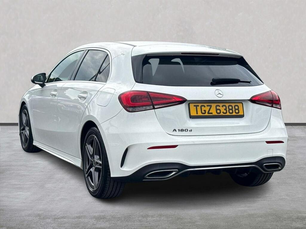 Mercedes-Benz A Class 2.0 A180d Amg Line Hatchback Eur White #2