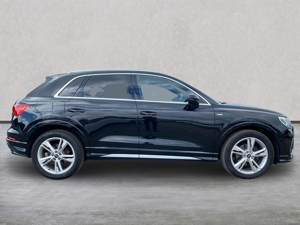 Audi Q3 2.0 Tdi 35 S Line Suv S Tronic Euro 6 Black #3