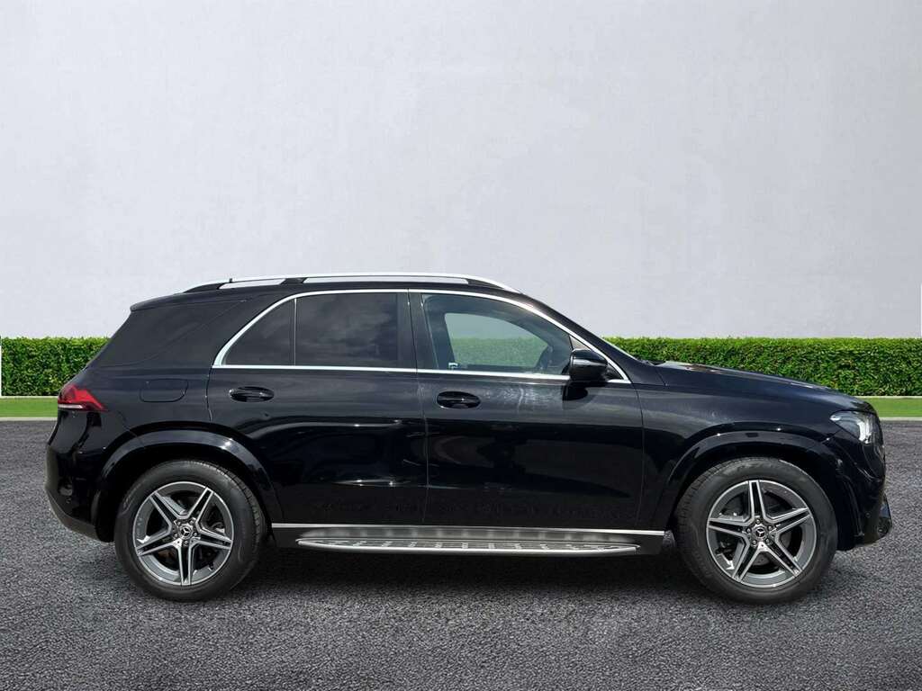 Mercedes-Benz GLE Class Gle 300D 4Matic Amg Line 9G-tronic Black #3