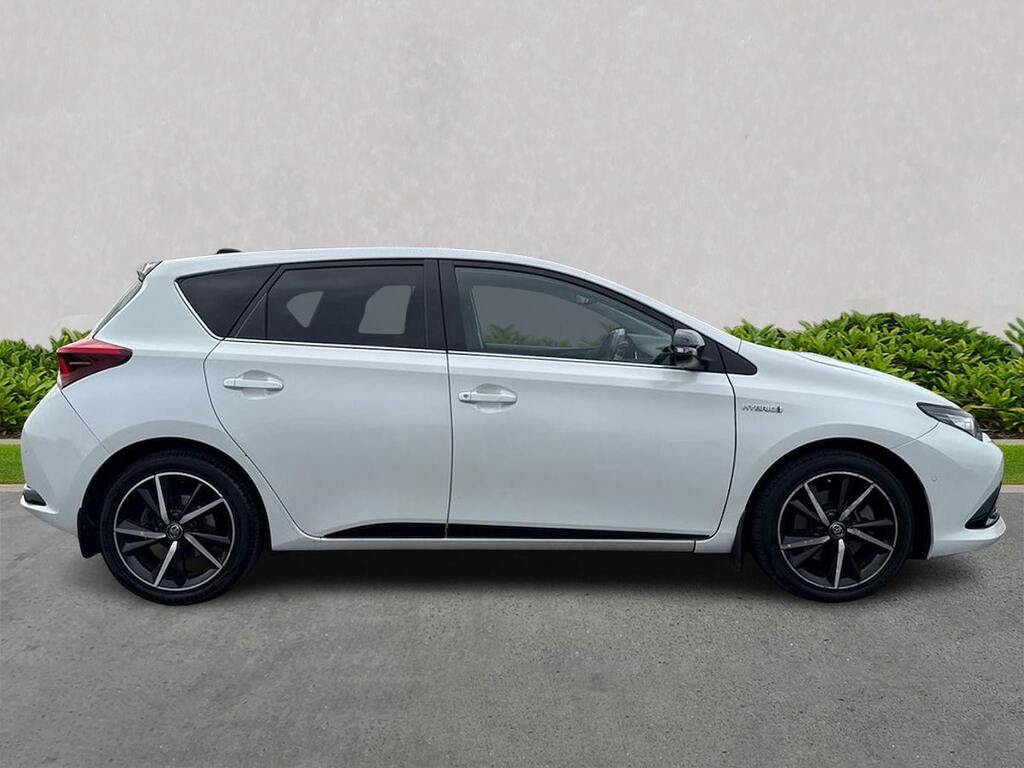Toyota Auris 1.8 Vvt-h Design Hatchback Hybrid Cvt E JGZ7761 White #3