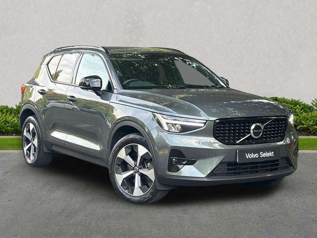 Volvo XC40 2.0 B4p Plus Dark Green