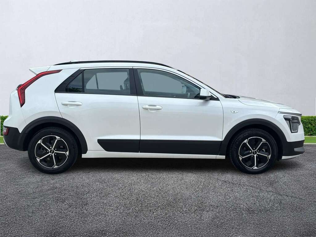 Kia Niro 1.6 Gdi Hybrid 2 Dct EK23UAC White #3