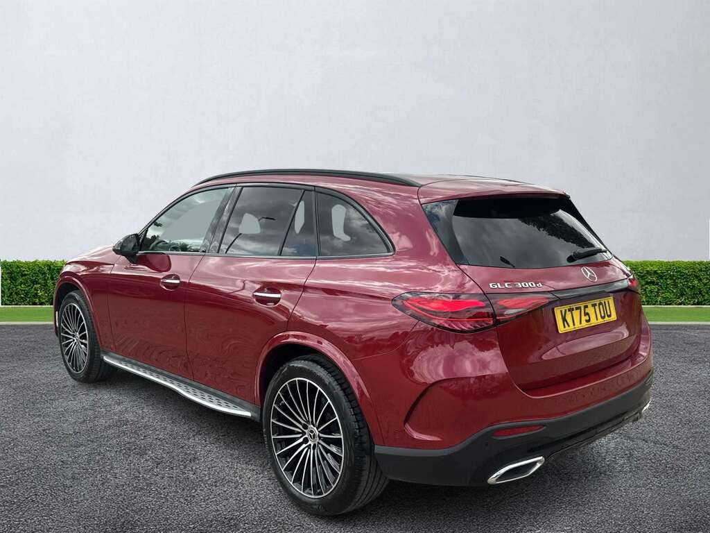 Mercedes-Benz GLC Class Glc 300D 4Matic Amg Line Premium 9G-tronic Red #2