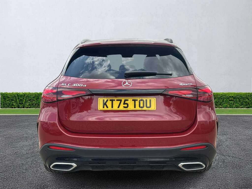 Mercedes-Benz GLC Class Glc 300D 4Matic Amg Line Premium 9G-tronic Red #4