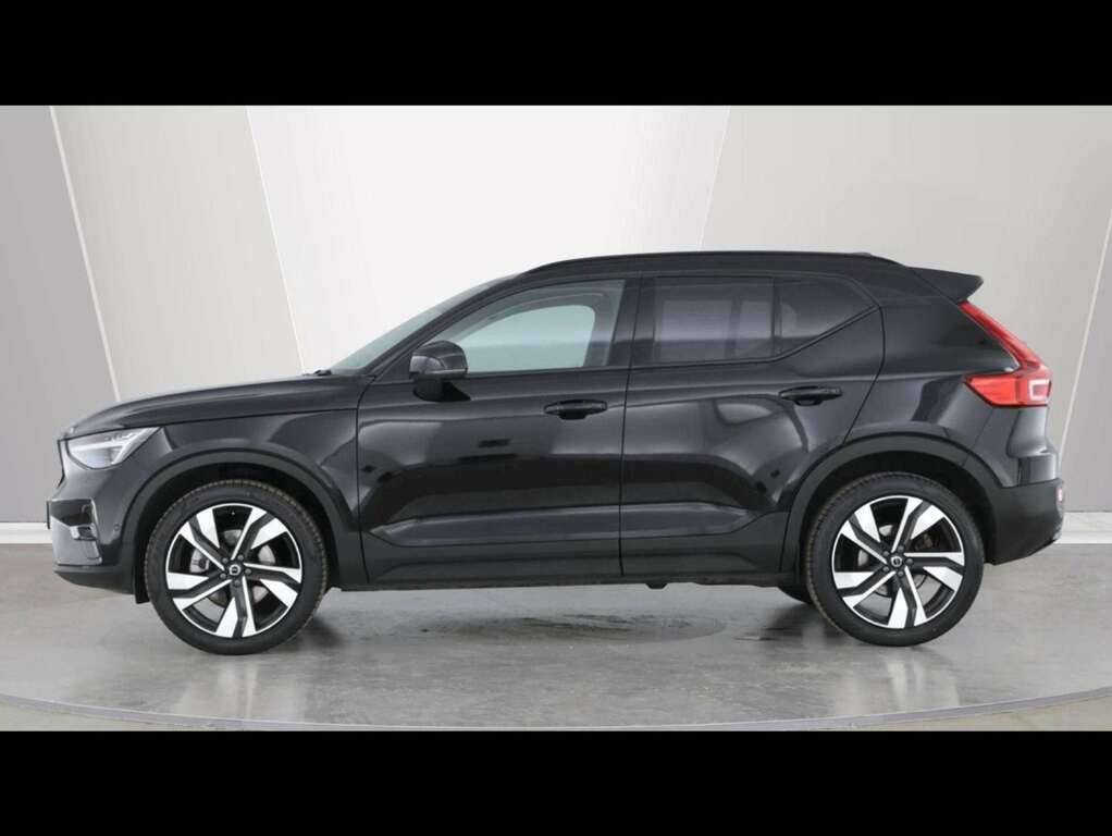 Volvo XC40 2.0 B3p Ultra Dark OV75CVO Black #5