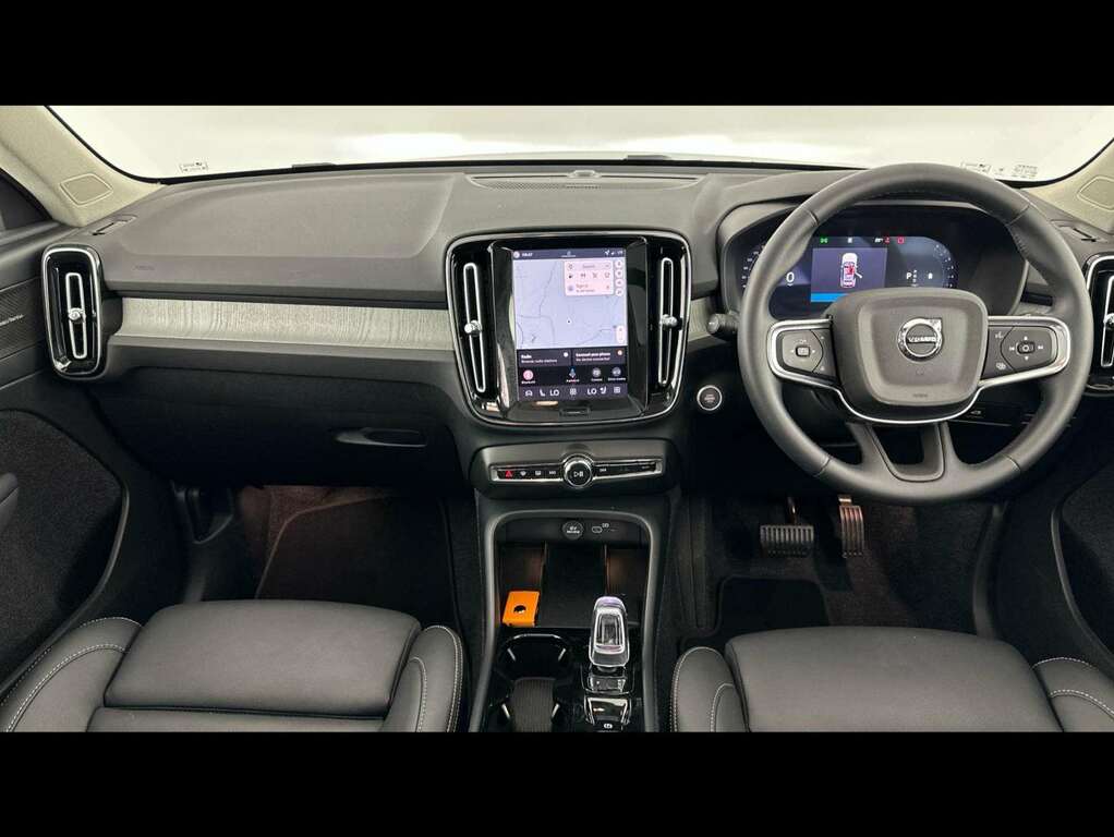 Volvo XC40 2.0 B3p Ultra Dark OV75CVO Black #4