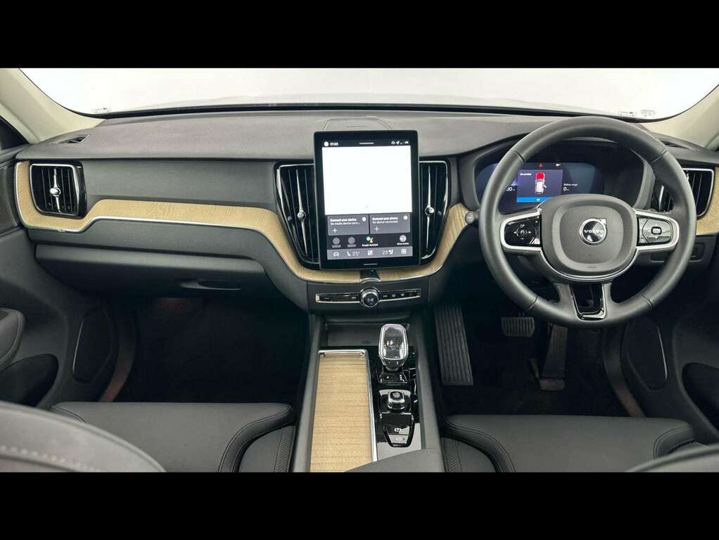 Volvo XC60 2.0 T6 350 Phev Plus Dark Awd Geartronic Grey #3