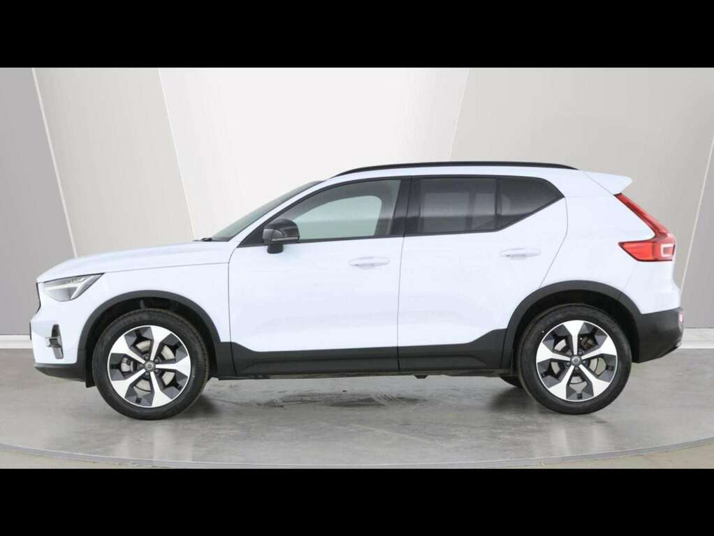 Volvo XC40 2.0 B3p Plus Dark OX25BWF Blue #5