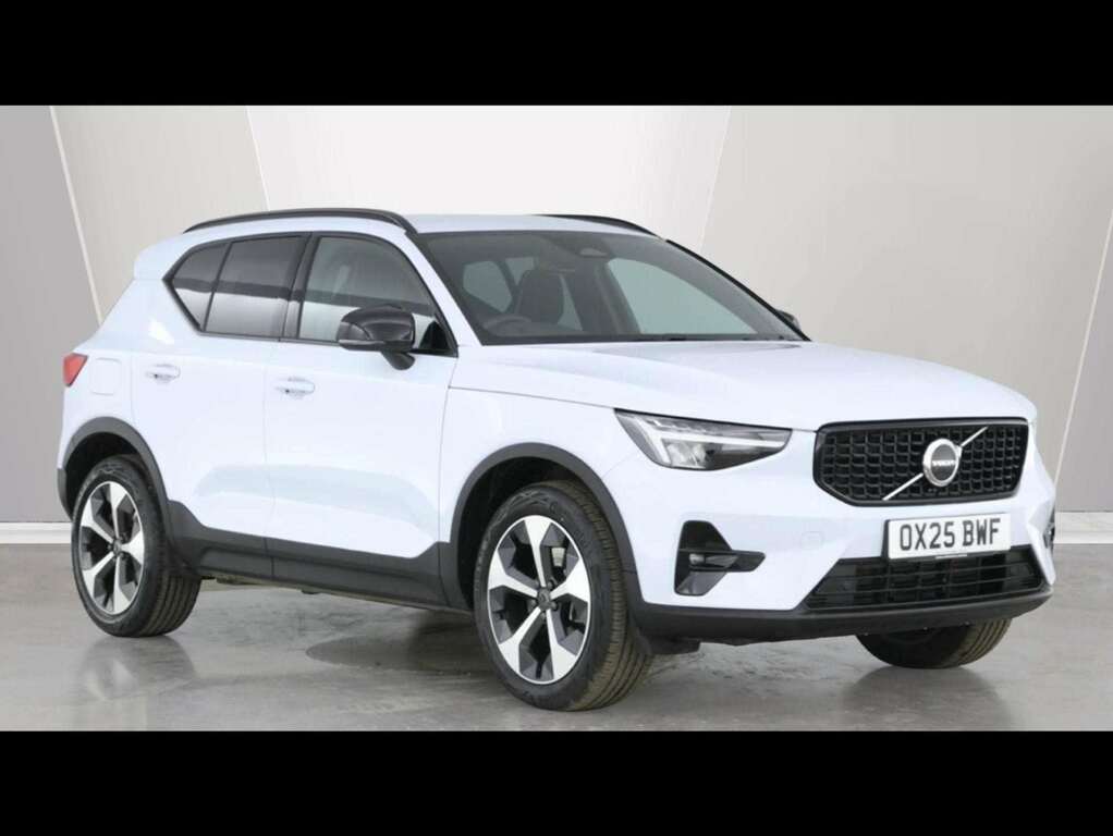 Volvo XC40 2.0 B3p Plus Dark Blue