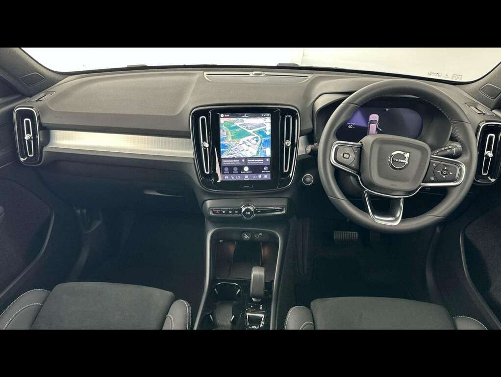 Volvo XC40 2.0 B3p Plus Dark OX25BWF Blue #3