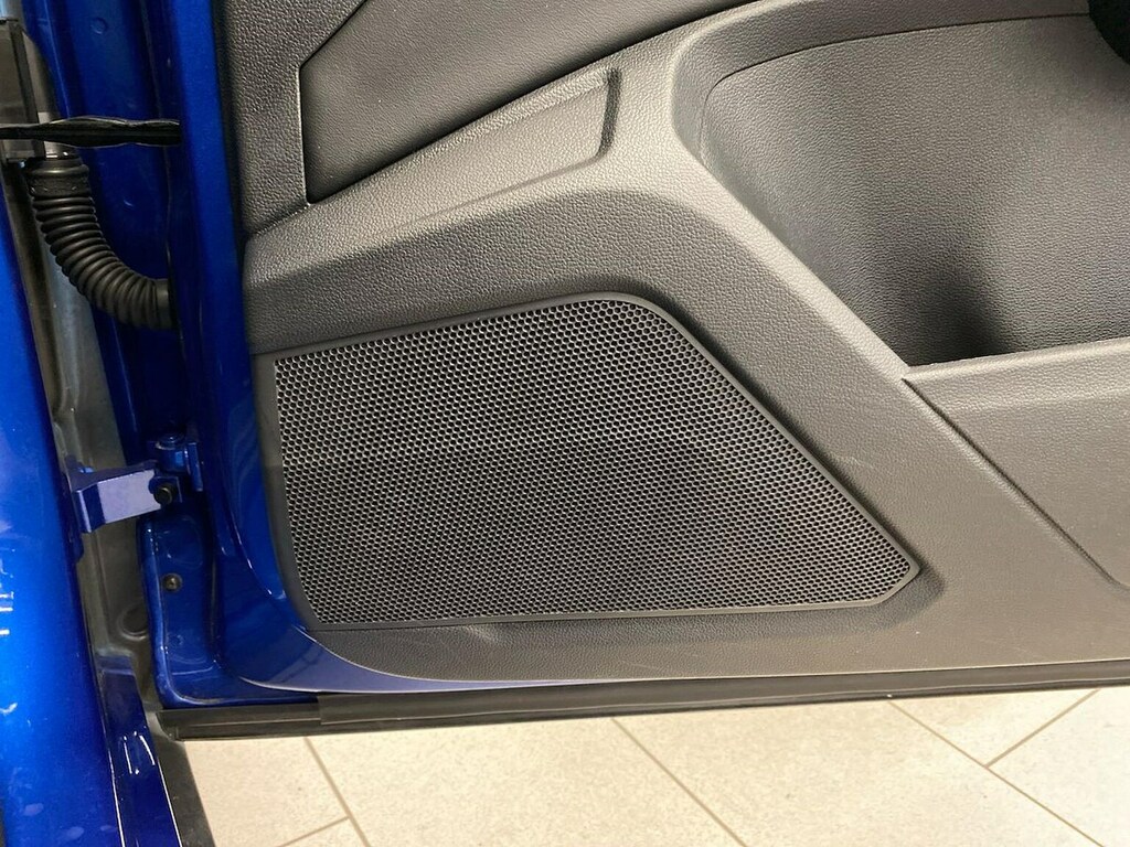 Volkswagen T-Roc R-line Silver #29