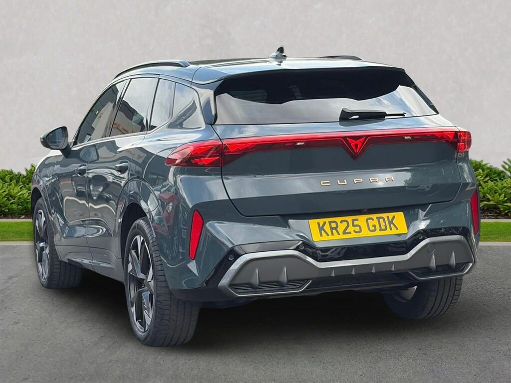 Cupra Terramar Terramar 1.5 Ehybrid 204 V2 Dsg Hatchback Blue #2