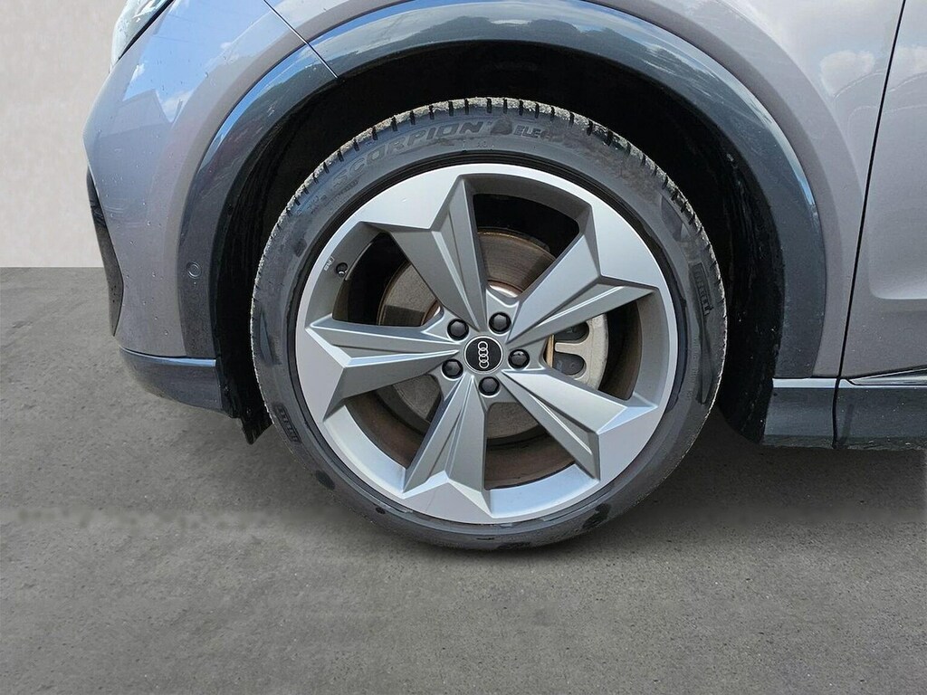 Audi Q4 E Tron 210Kw 45 82Kwh Black Edition Tech Pro Grey #6