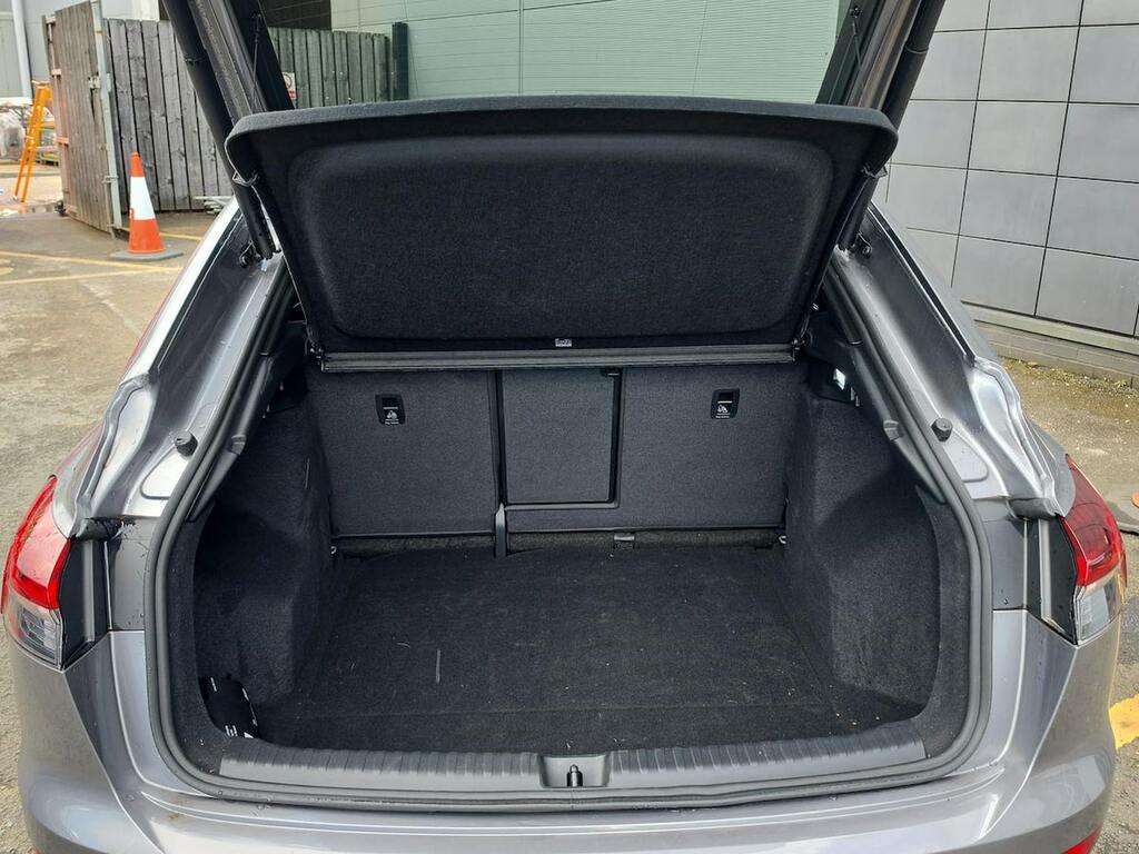 Audi Q4 E Tron Q4 Sportback Sport 40 E-tron 150,00 Kw Grey #17