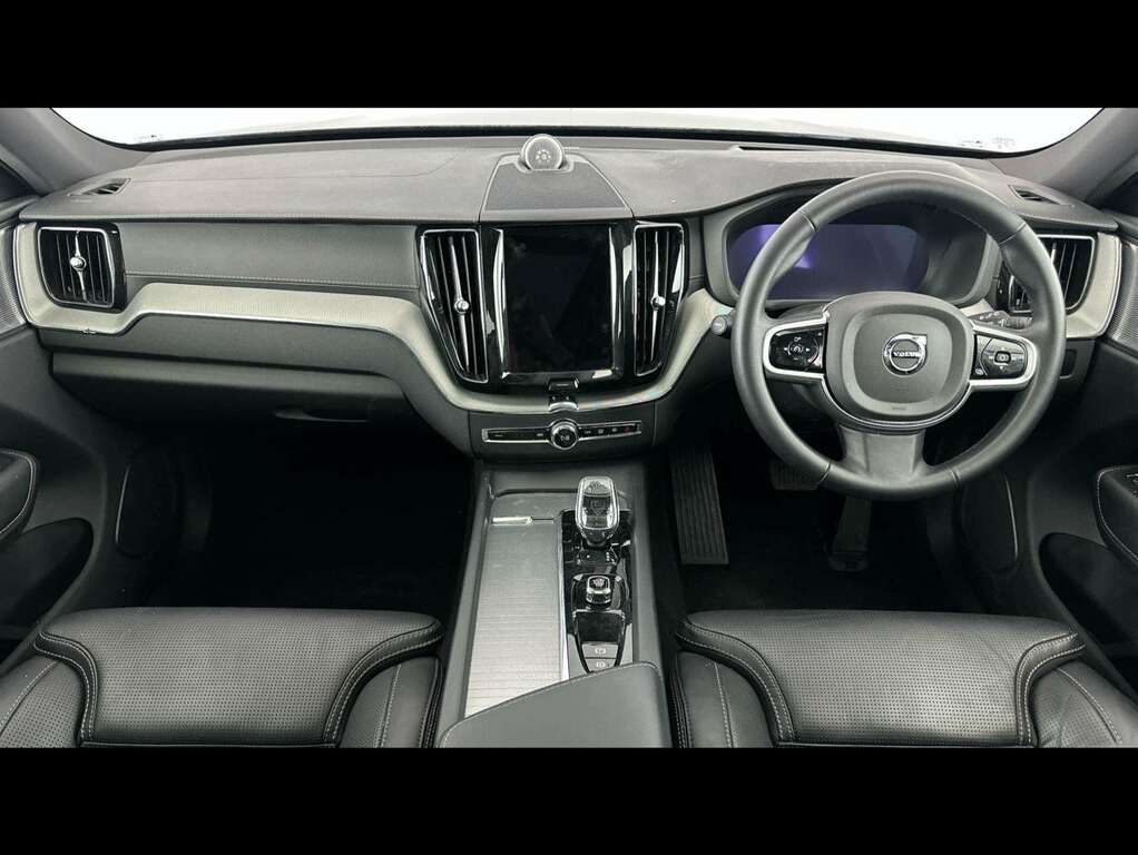 Volvo XC60 2.0 B5p Ultra Black Edition Awd Geartronic RV25VSK Black #4