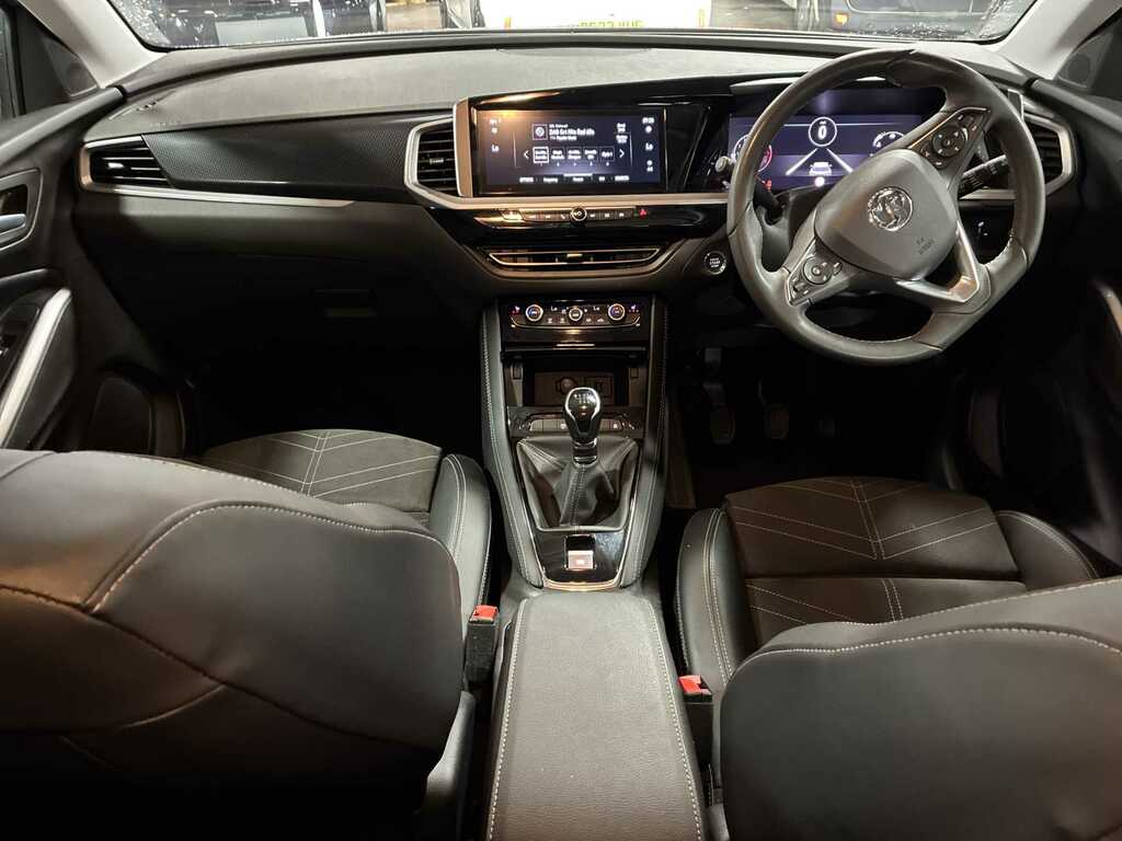 Vauxhall Grandland Ultimate Black #8