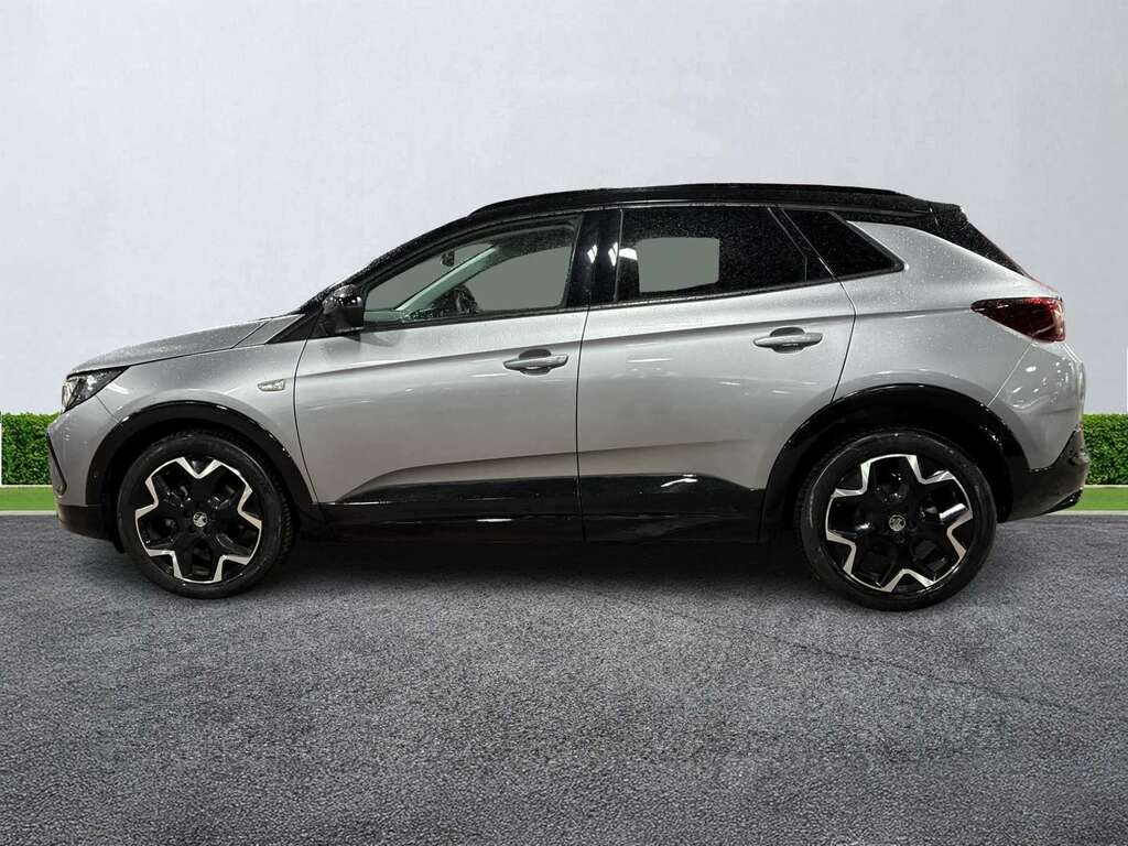 Vauxhall Grandland Ultimate Black #18