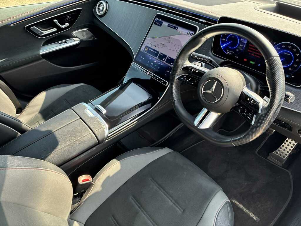 Mercedes-Benz EQE Amg Line Night Edition White #15