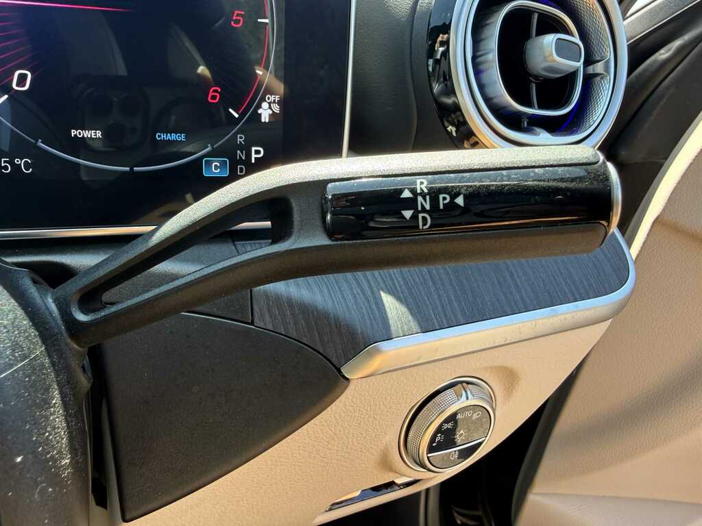 Mercedes-Benz CLE Class Cle 300 E With Eq Hybrid Technology Rhd Blue #31