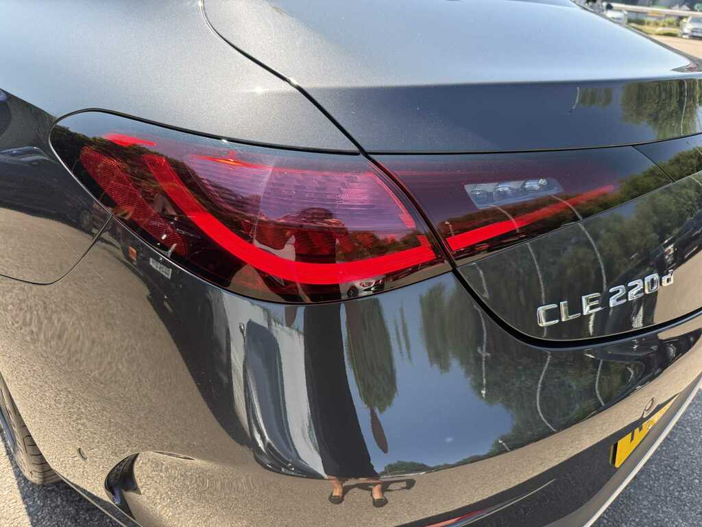 Mercedes-Benz CLE Class Cle 300 E With Eq Hybrid Technology Rhd Blue #13