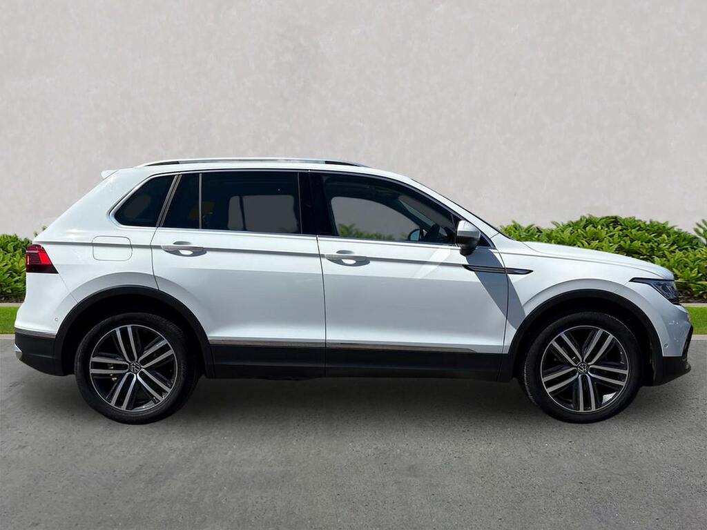 Volkswagen Tiguan 1.5 Tsi Elegance Suv Dsg Euro 6 Ss LM73SHJ White #3
