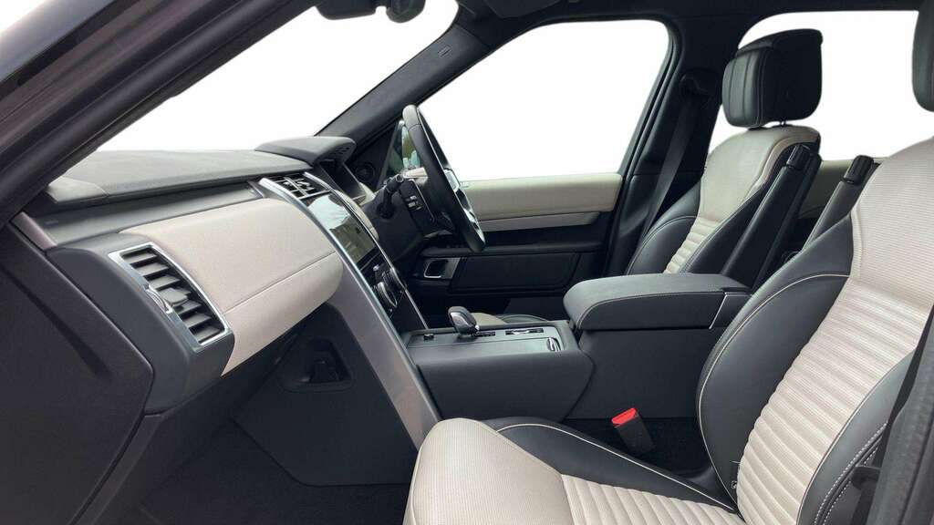 Land Rover Discovery 3.0 D300 Dynamic Hse Grey #3