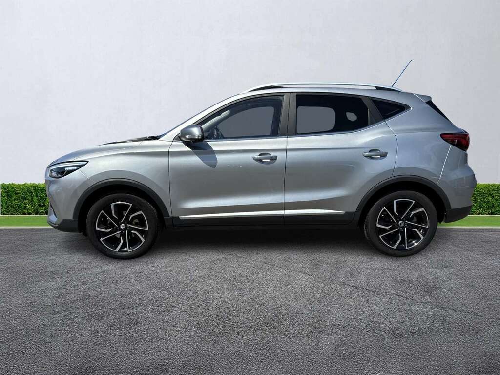 MG ZS 130Kw Trophy Connect Ev 51Kwh Red #17