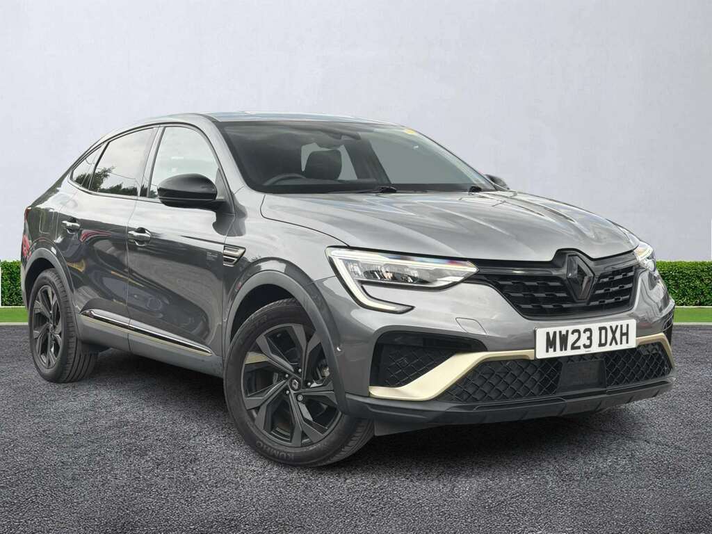 Renault Arkana 1.6 E-tech Full Hybrid 145 Engineered Grey