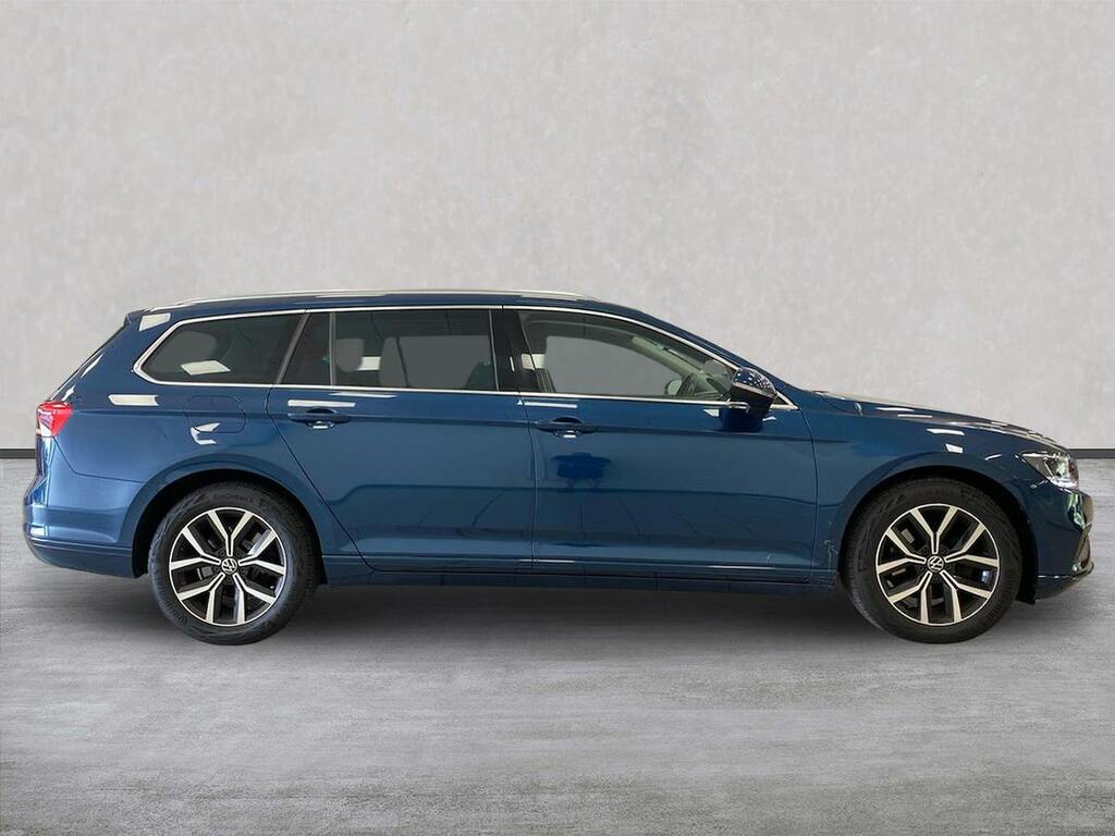 Volkswagen Passat 2.0 Tdi Evo Sel Estate Dsg Euro 6 Ss Blue #3