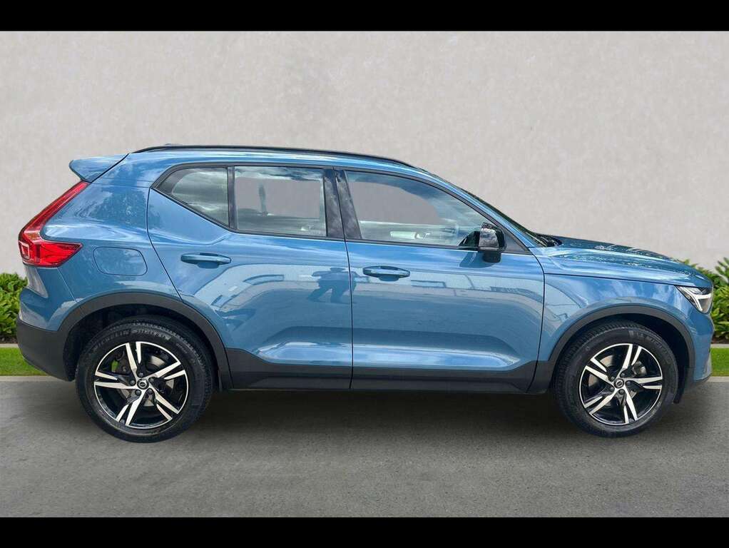 Volvo XC40 R-design Pro, B4 Mild Hybrid White #3
