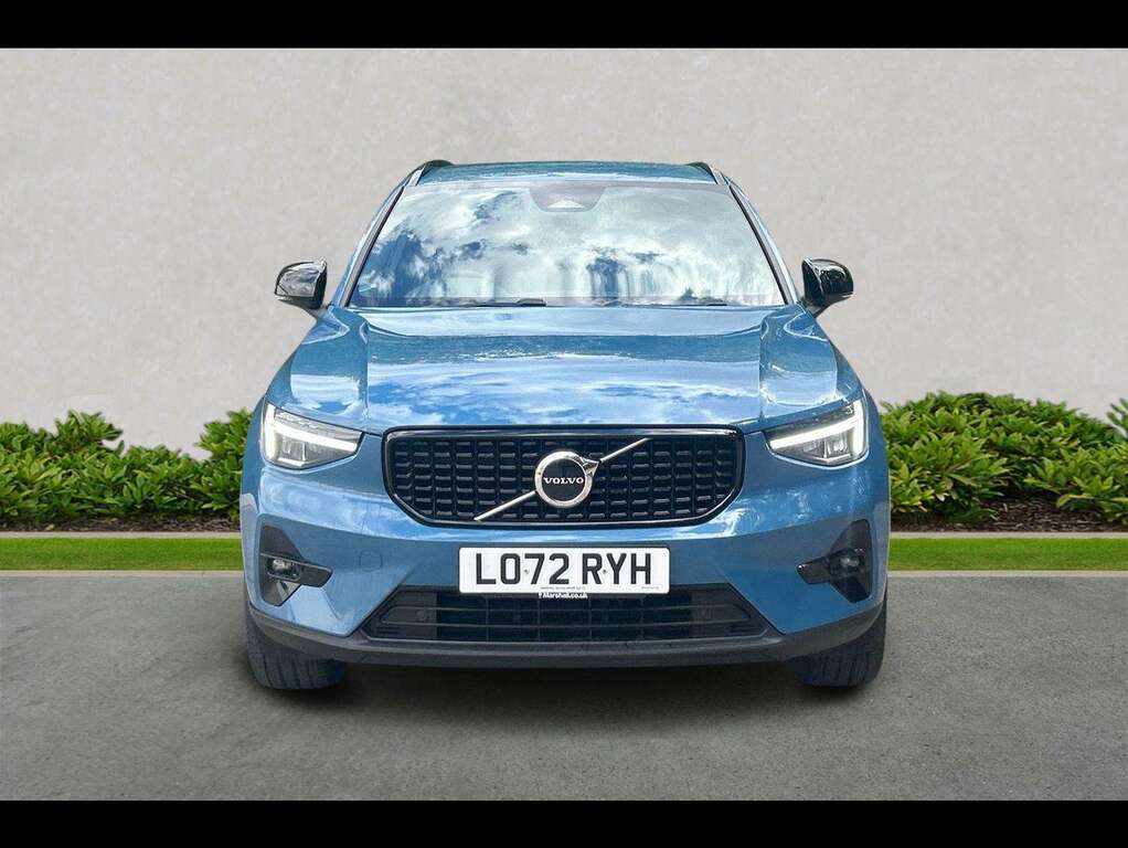 Volvo XC40 R-design Pro, B4 Mild Hybrid White #5