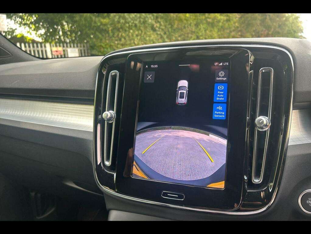 Volvo XC40 R-design Pro, B4 Mild Hybrid White #23