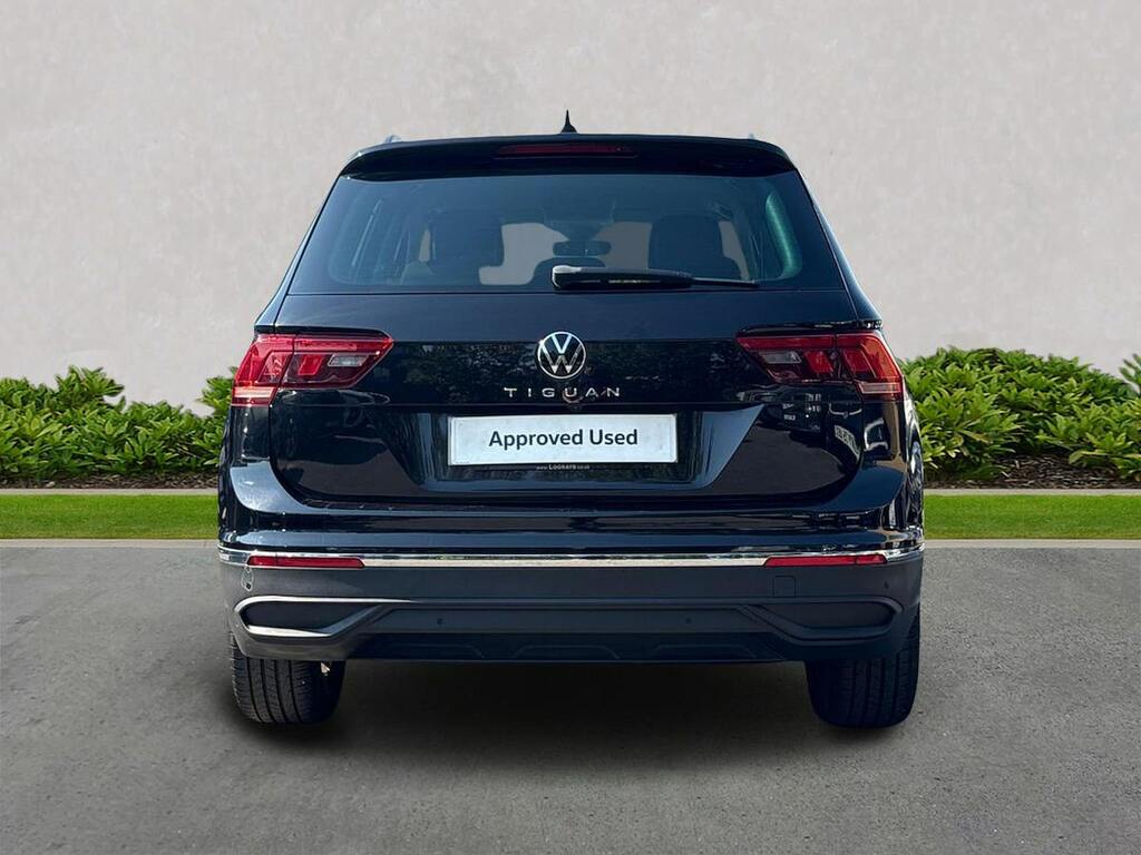 Volkswagen Tiguan 1.5 Tsi Life Suv Dsg Euro 6 Ss 150 LA22HKG Black #4