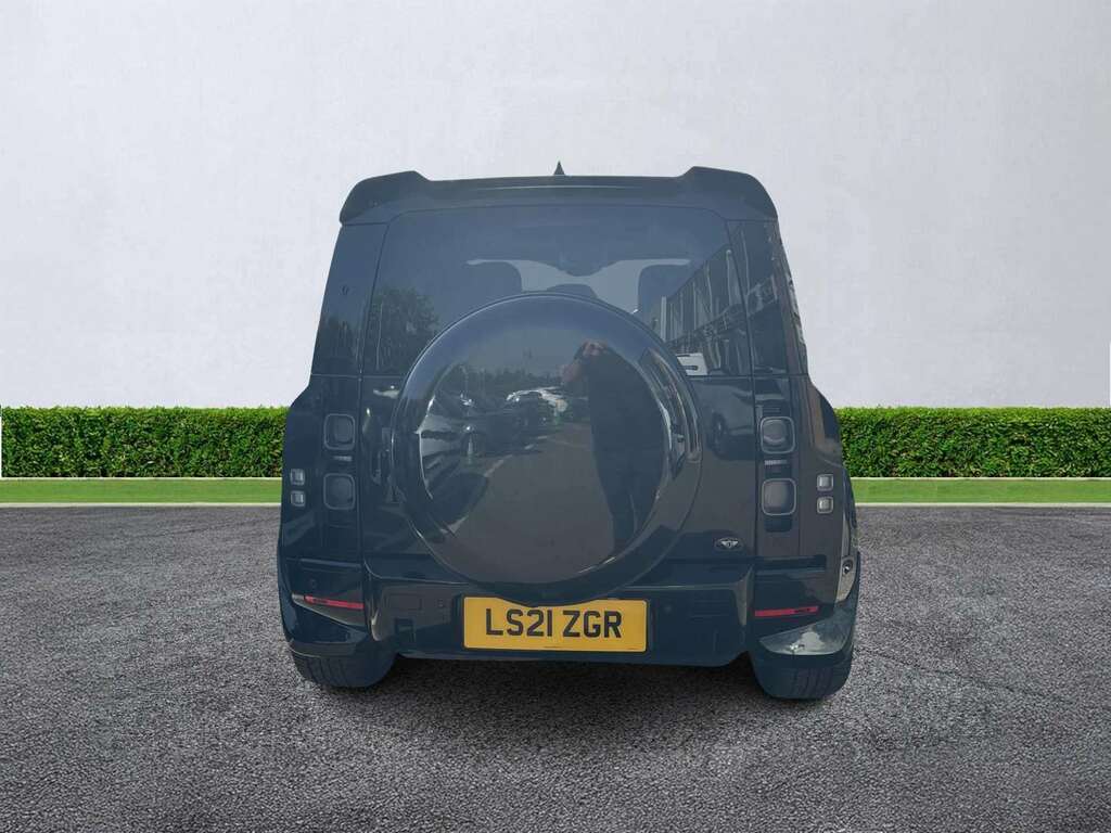 Land Rover Defender 110 3.0 D300 Hse 110 Black #5