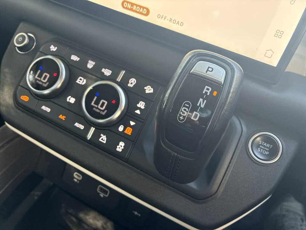 Land Rover Defender 110 3.0 D250 X-dynamic Se 110 Silver #11